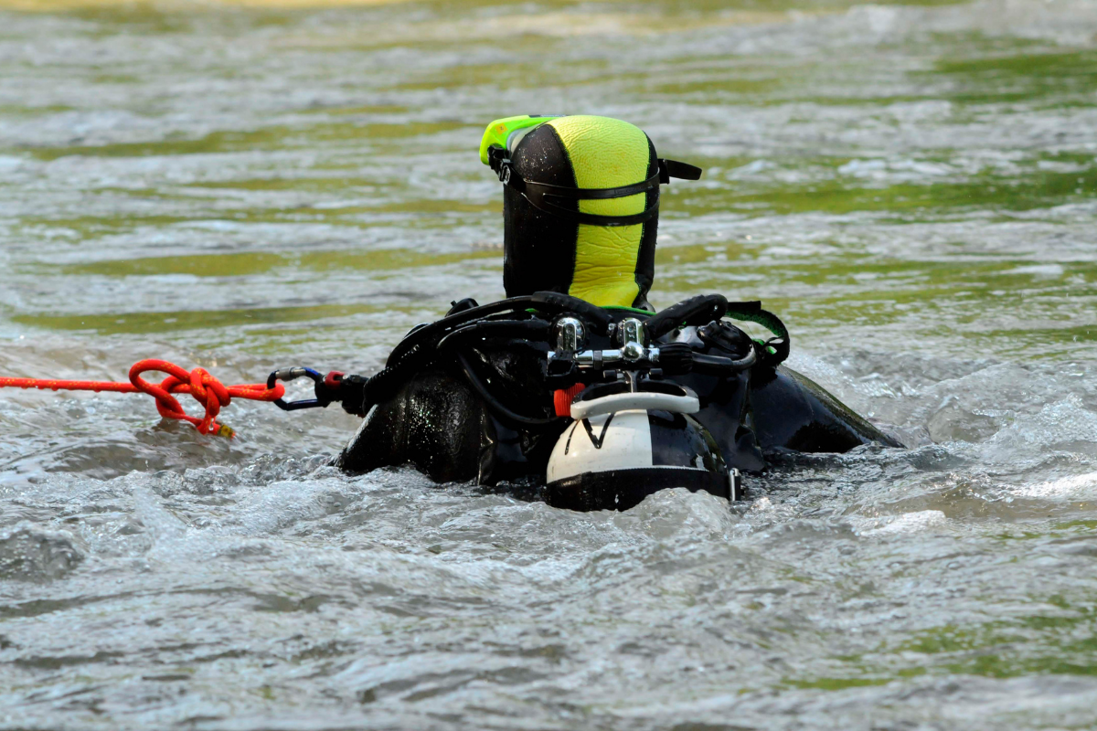 Rescue Diver (2)